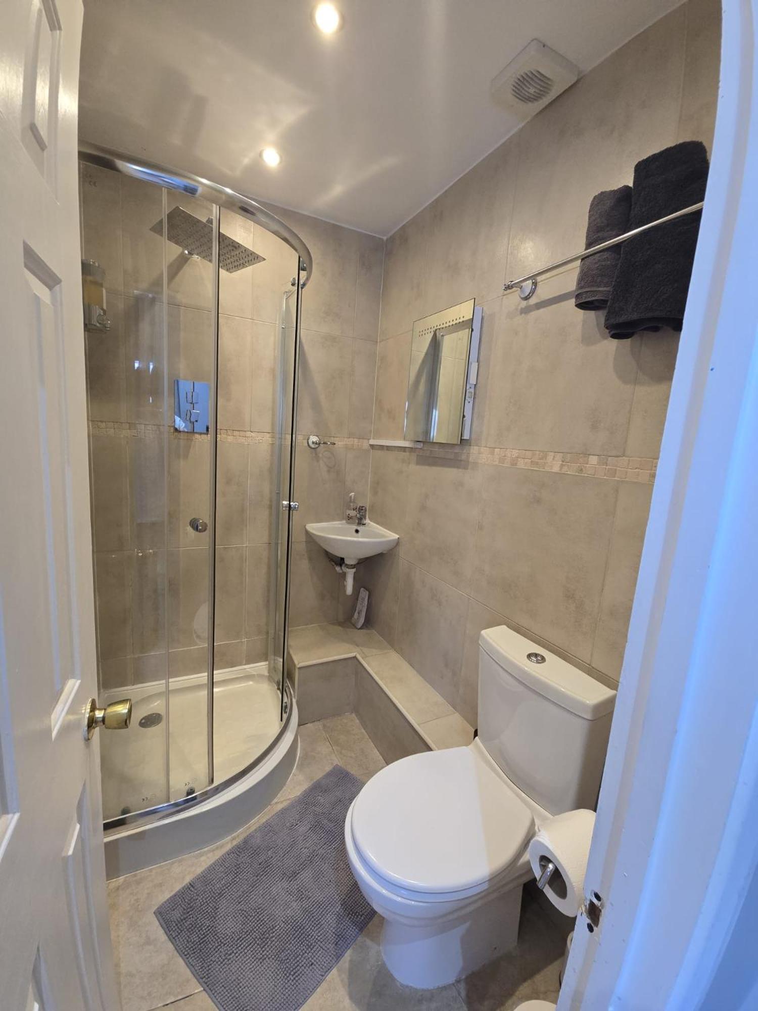 Hotel Glendevon House 3*