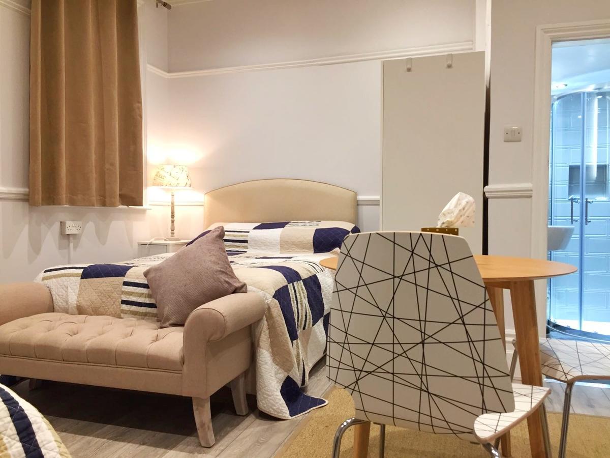 Hotel Glendevon House 3*